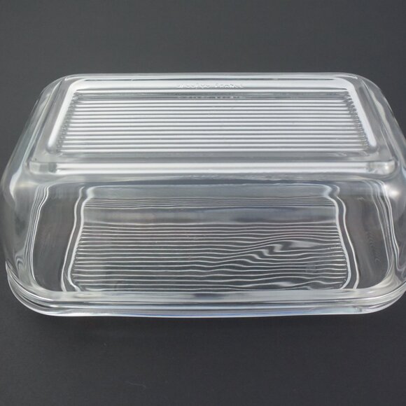 Vintage Arcoroc France Ribbed Butter / Refrigerator Dish w Lid Pressed Glass EUC - Picture 5 of 9